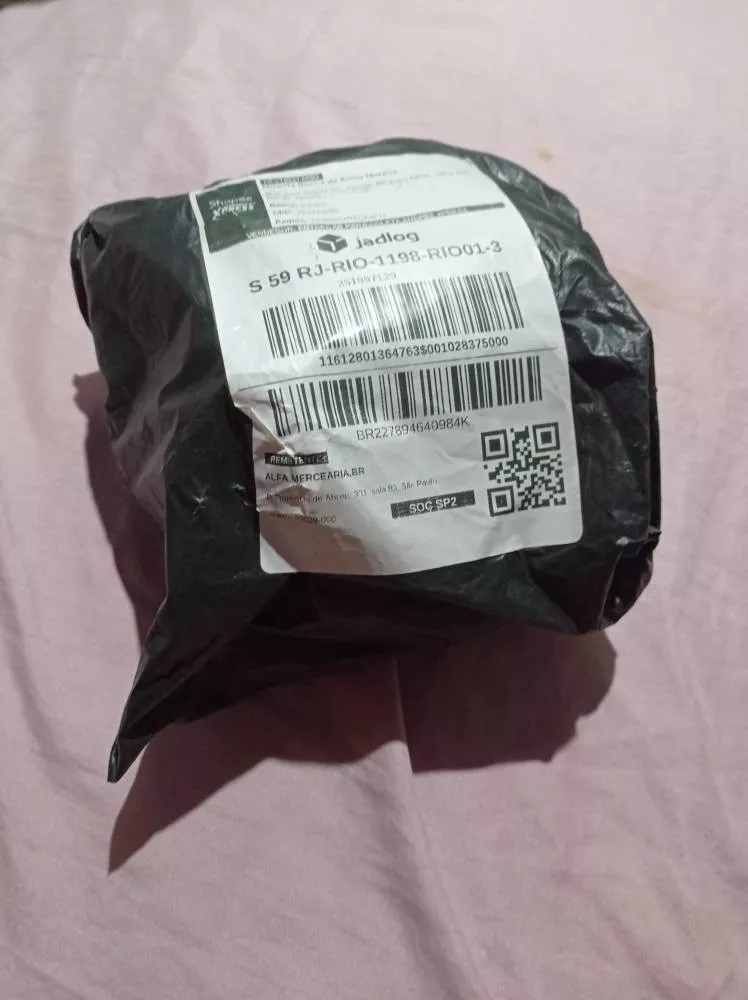 Suporte Veicular Universal para Celular e GPS, Trava Automática, Rotação 360°, Base de Silicone Adesiva – IZESHIELD FLEX photo review