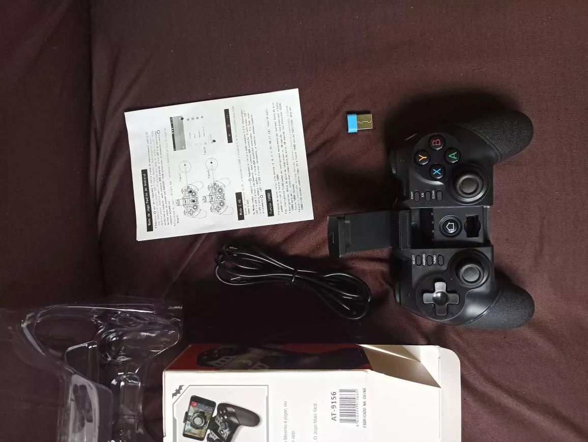 Controle Joystick Bluetooth Universal, Compatível Android e PC, Design Ergonômico, Suporte Celular IZEPLAY PRO photo review