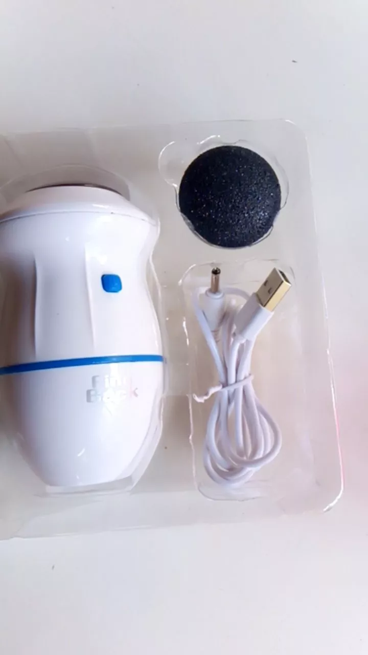 Removedor de Calos Elétrico Recarregável com LED, Aspirador à Vácuo e Dupla Cabeça IZEFOOT LUX photo review