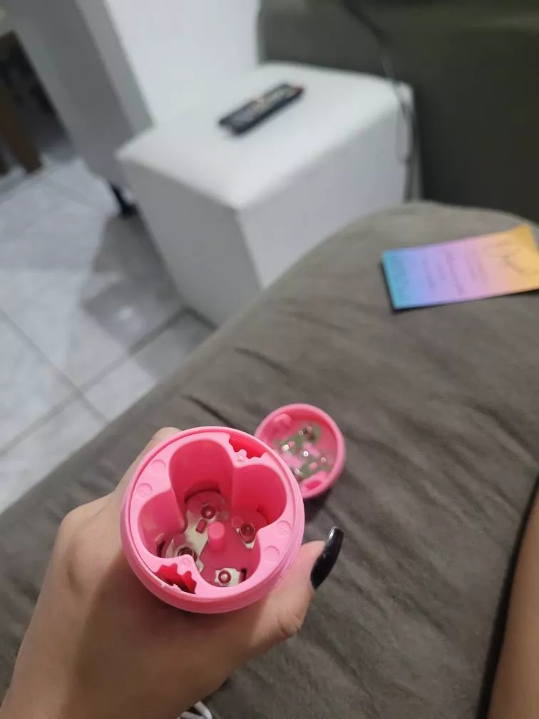 Esfoliador Elétrico de Pés Recarregável USB, Lixa Rotativa, Remoção de Calos com Refil Grátis IZERELAX SOFT photo review