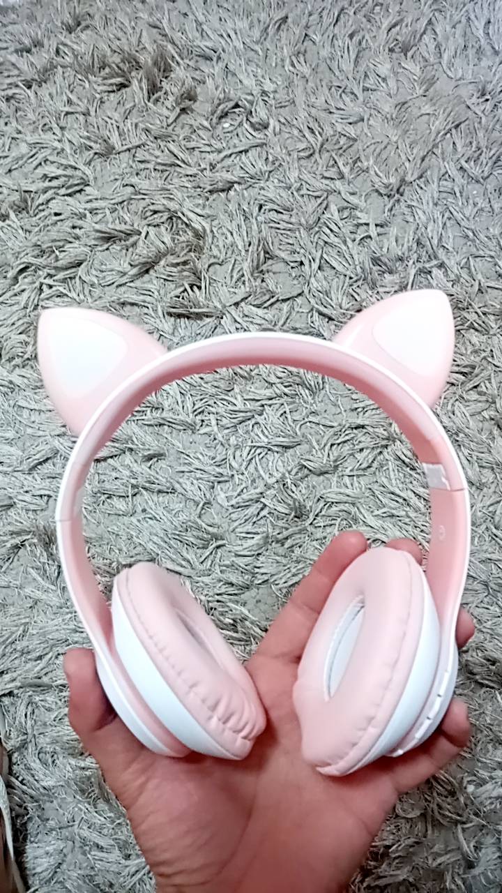 Headphone Bluetooth Orelha de Gato LED RGB Dobrável Microfone IZEPLAY FUN photo review