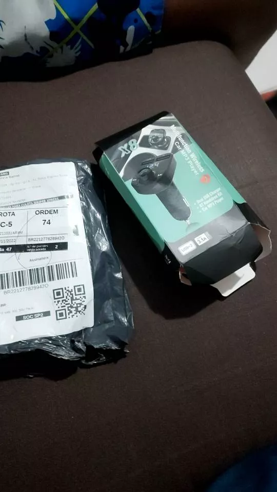 Adaptador Bluetooth FM para Carro Viva Voz, Carregador Veicular Sem Fio, Compatível Android e IOS IZEWIRE CONNECT photo review