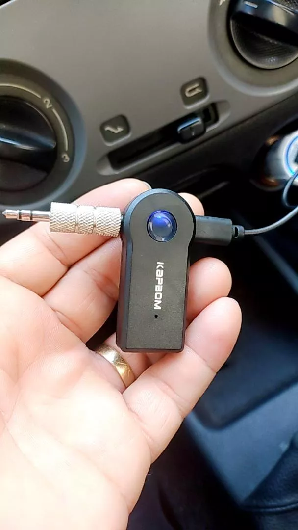 Receptor Bluetooth P2 3.5mm Som Carro Sem Fio Microfone IZEPLAY MAX photo review