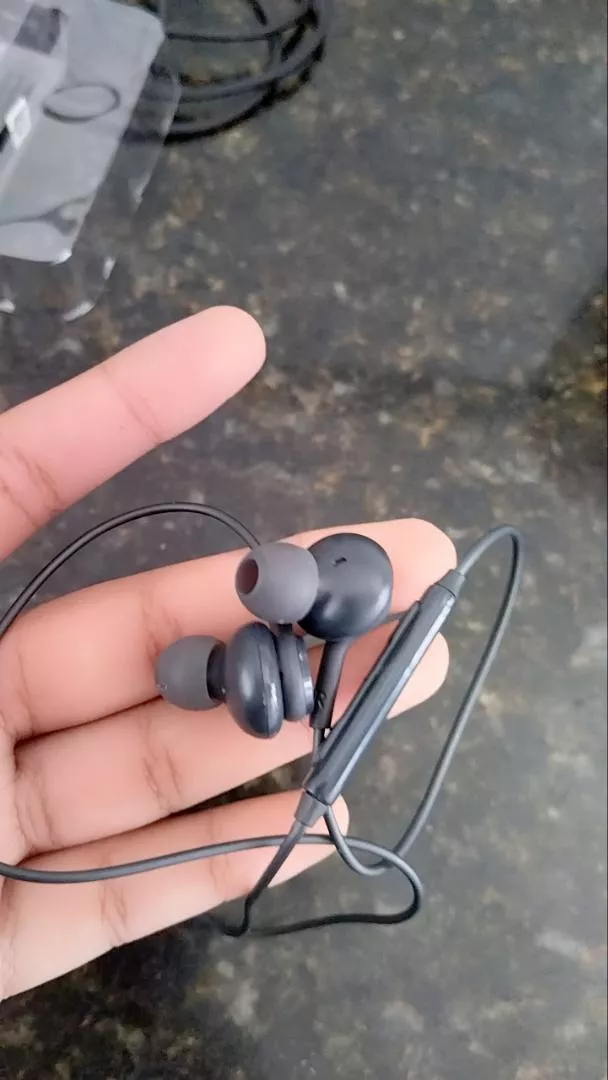 Fone de Ouvido Intra Auricular P2 com Microfone, Compatível Android, Som Limpo IZECLARITY FIT photo review