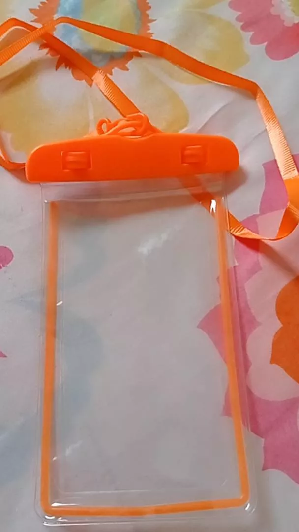 Capa Celular Universal à Prova D'Água com Cordão e PVC Resistente IZEWATER PROTECT photo review