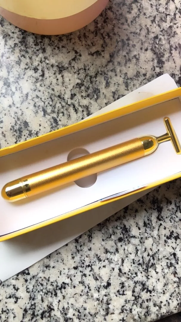 Massageador Facial Vibratório 24k Anti Rugas, Reduz Papada, Estimula Colágeno IZEGOLD LIFT photo review