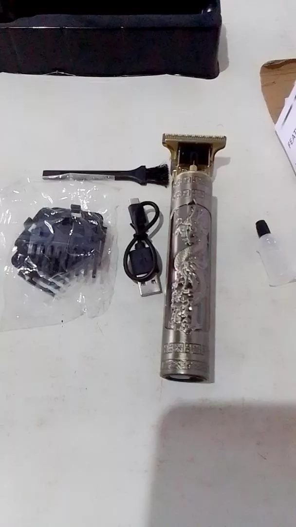 Máquina de Cortar Cabelo e Barba Elétrica Profissional Sem Fio Ajustável IZEBLADE PRO photo review