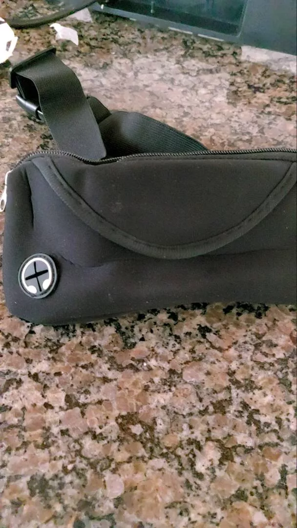 Pochete Esportiva Impermeável Corrida Multi Bolsos IZEACTIVE RUNNER photo review