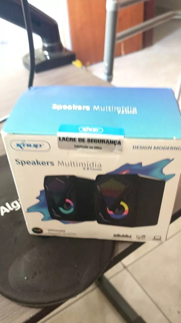 Caixa de Som RGB LED Som Estéreo Compacta USB Multimídia IZEFLASH SOUND photo review