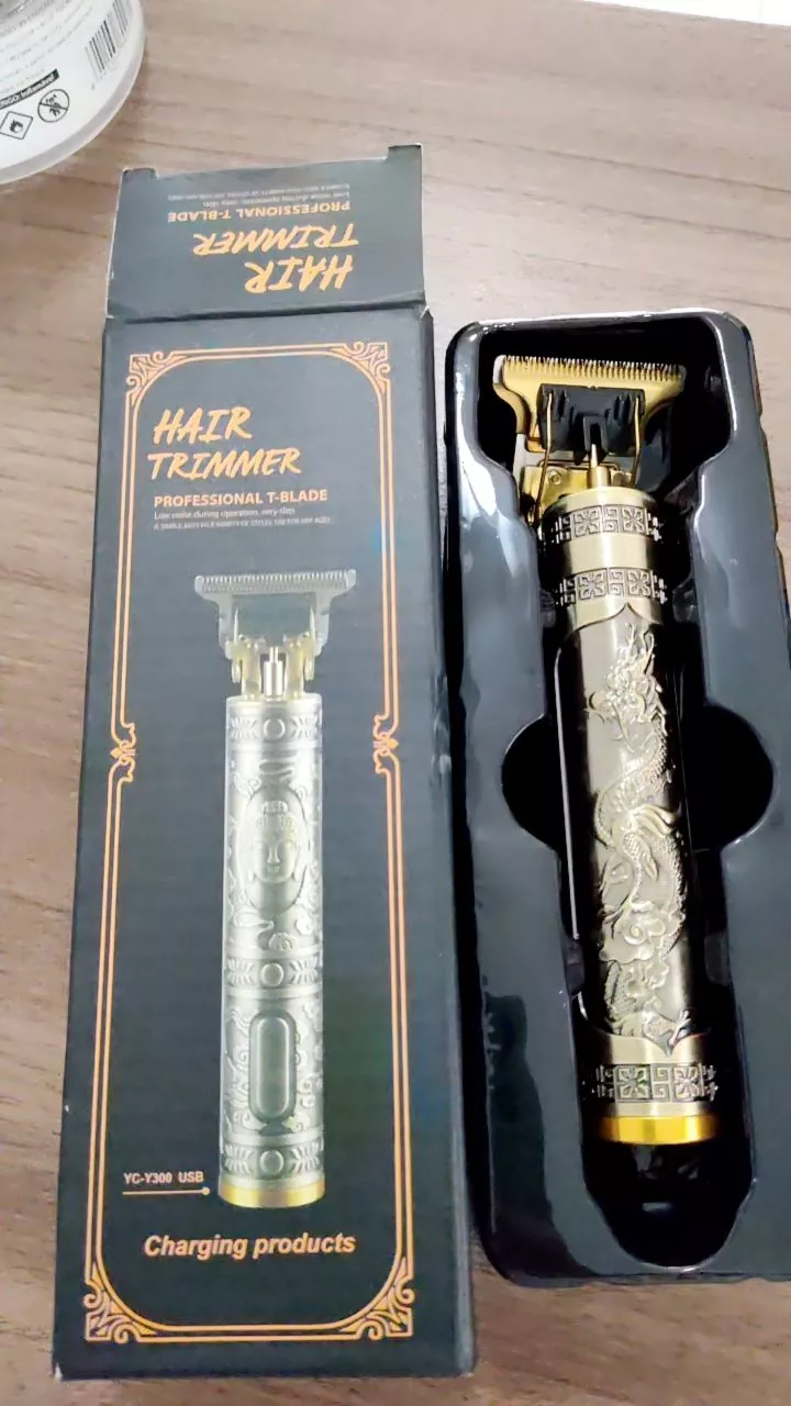 Máquina de Cortar Cabelo e Barba Elétrica Profissional Sem Fio Ajustável IZEBLADE PRO photo review