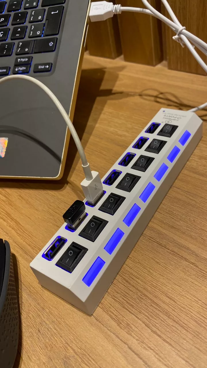 Hub USB 2.0 7 Portas LED Alta Velocidade Botão IZEHUB PRO CONNECT photo review