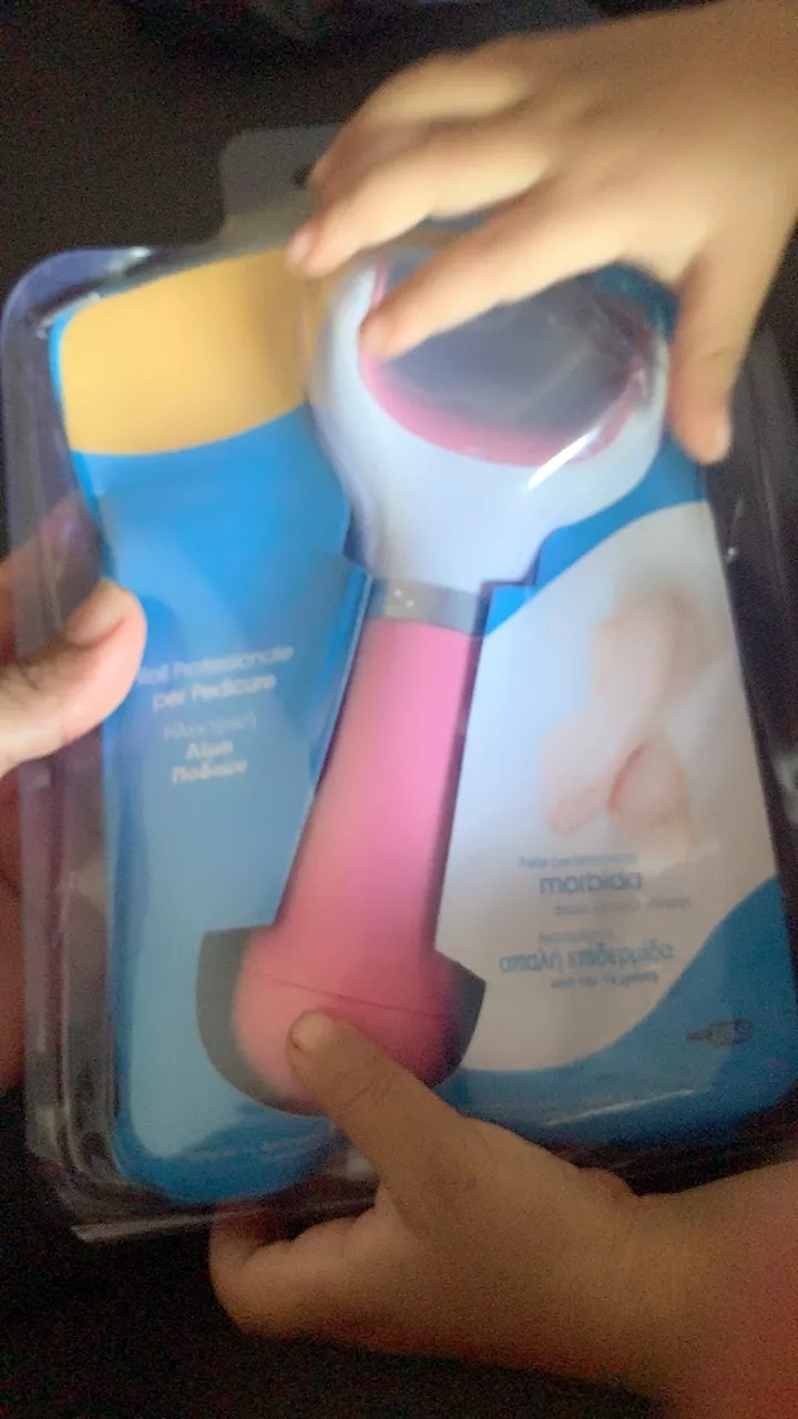 Esfoliador Elétrico de Pés Recarregável USB, Lixa Rotativa, Remoção de Calos com Refil Grátis IZERELAX SOFT photo review