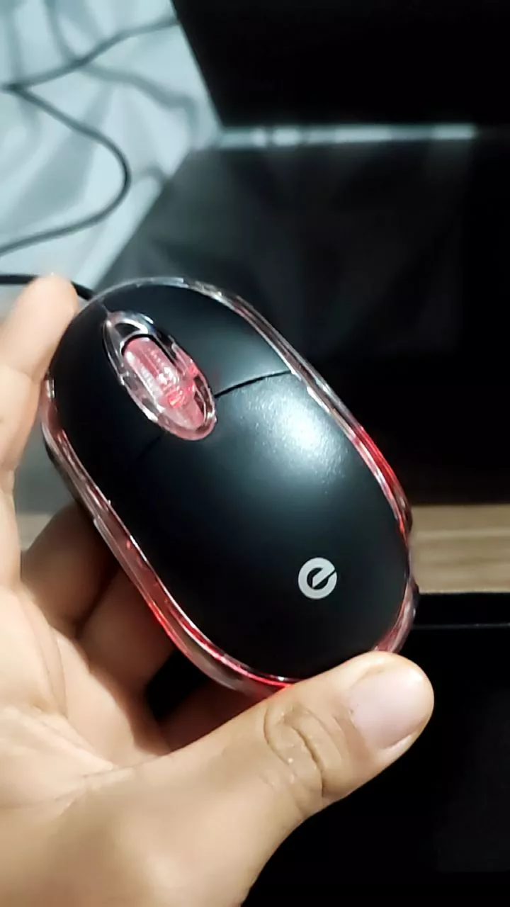 Mouse USB Óptico Preto Compacto com LED, Ergonômico, Alta Precisão IZECLICK PRO photo review