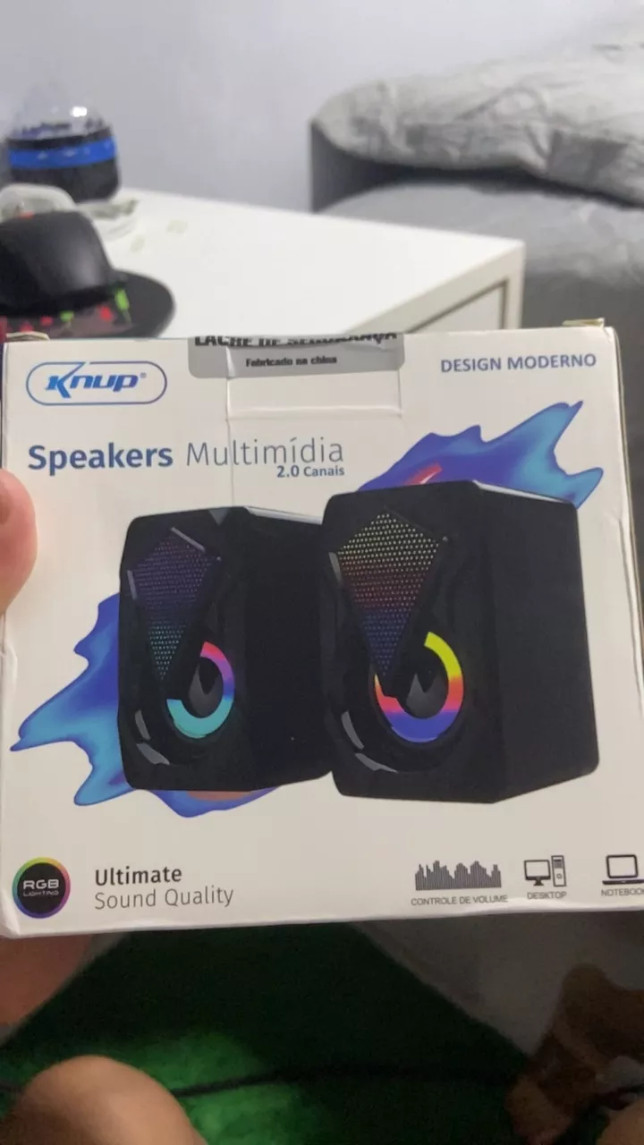 Caixa de Som RGB LED Som Estéreo Compacta USB Multimídia IZEFLASH SOUND photo review