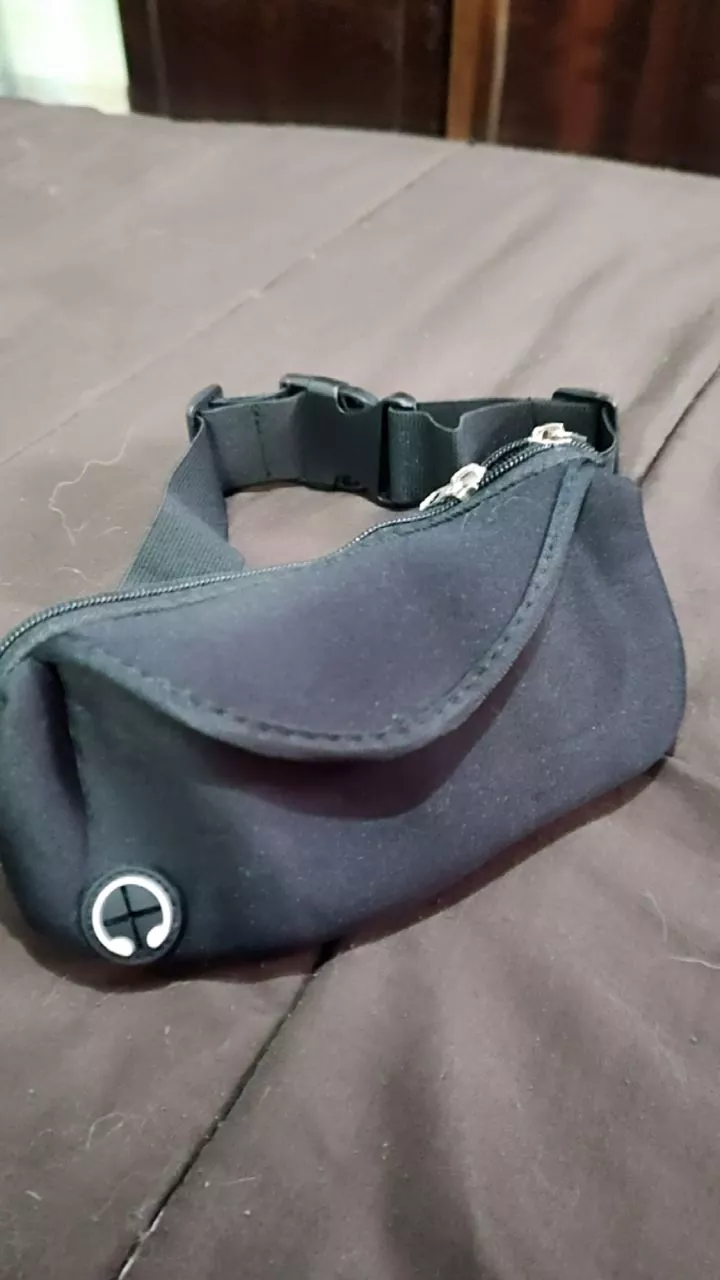Pochete Esportiva Impermeável Corrida Multi Bolsos IZEACTIVE RUNNER photo review