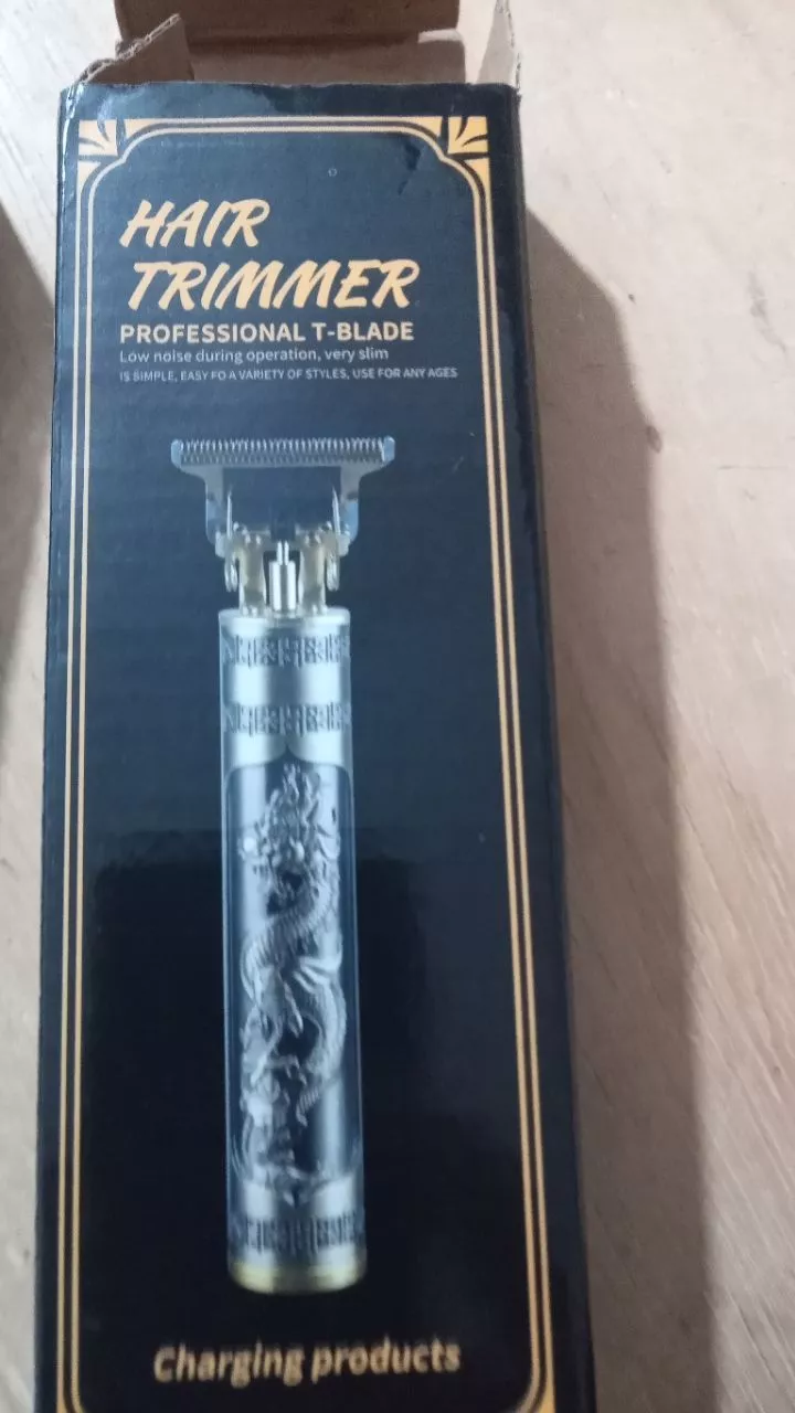 Máquina de Cortar Cabelo e Barba Elétrica Profissional Sem Fio Ajustável IZEBLADE PRO photo review