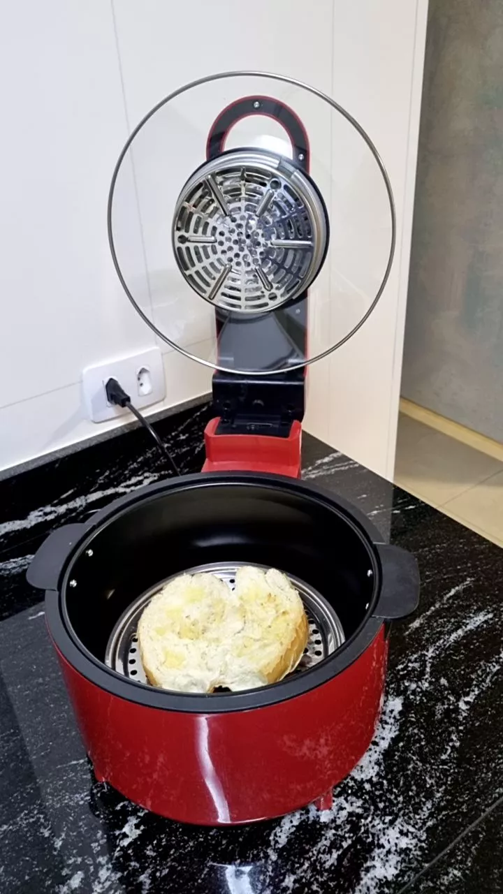Fritadeira Air Fryer Digital 8L Sem Óleo Com Grelha IZEHEALTHY COOKER photo review