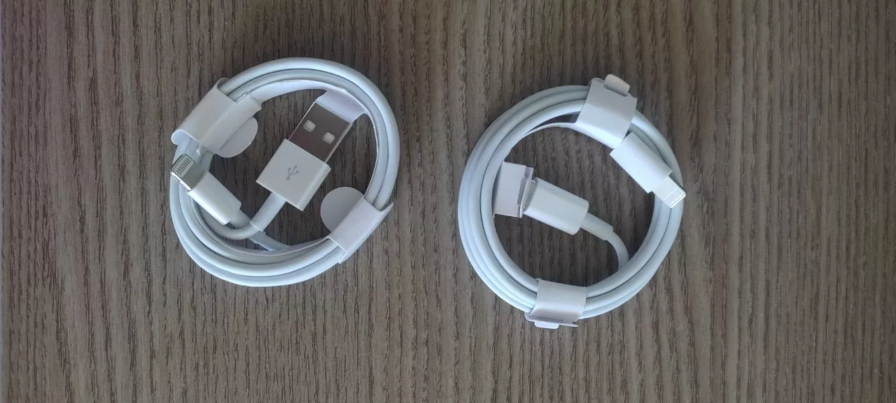 Cabo USB Lightning para iPhone 1m/2m Branco, Carregamento Rápido, Compatível iPad/iPod IZEFAST SYNC photo review