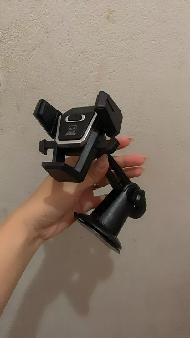 Suporte Veicular Universal para Celular e GPS, Trava Automática, Rotação 360°, Base de Silicone Adesiva – IZESHIELD FLEX photo review