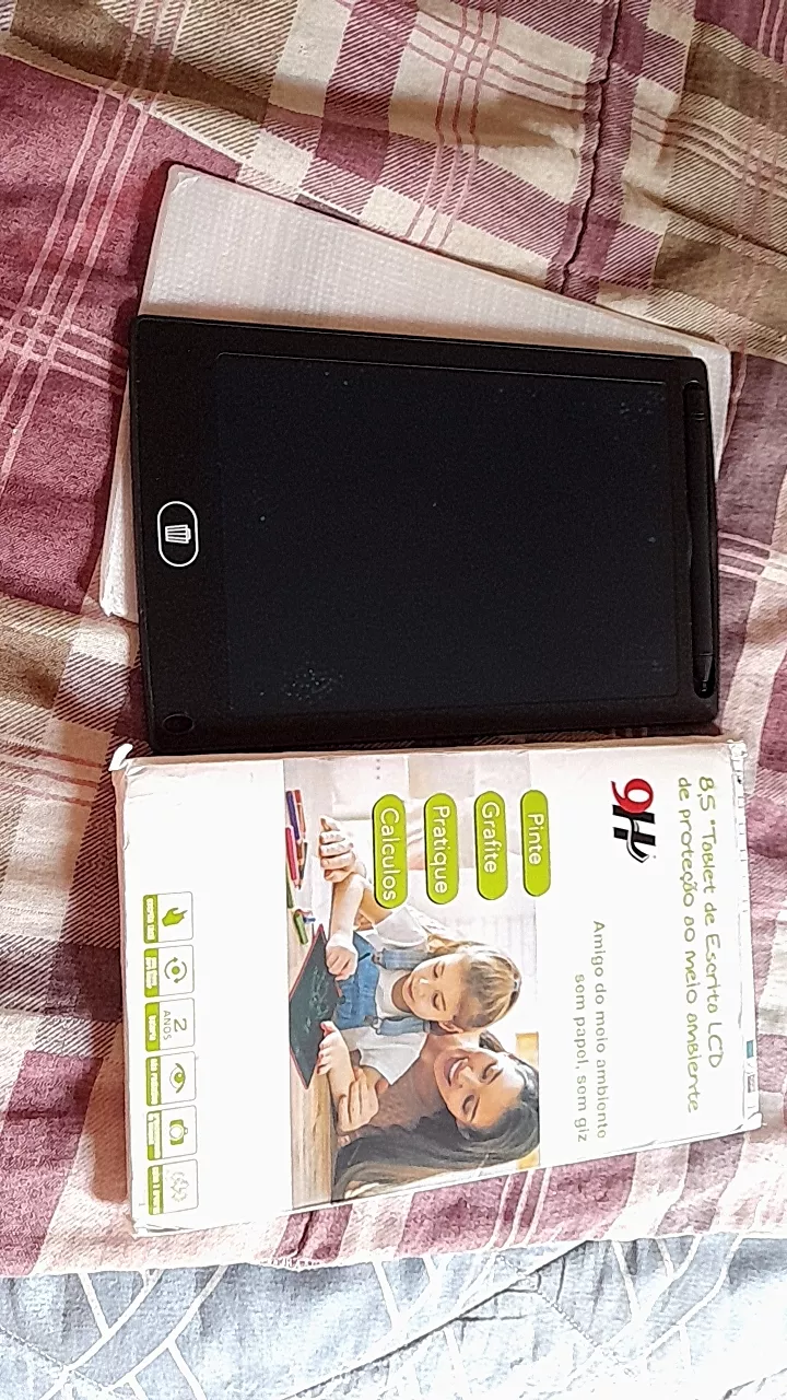 Tablet Lousa Mágica LCD 8.5 Pol ABS Proteção Ocular Apaga Fácil IZECOLOR KIDS photo review