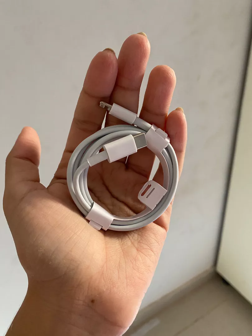 Cabo Apple USB-C para Lightning 20W Recarga Rápida Sincronização 2 Metros IZEFAST CHARGE photo review