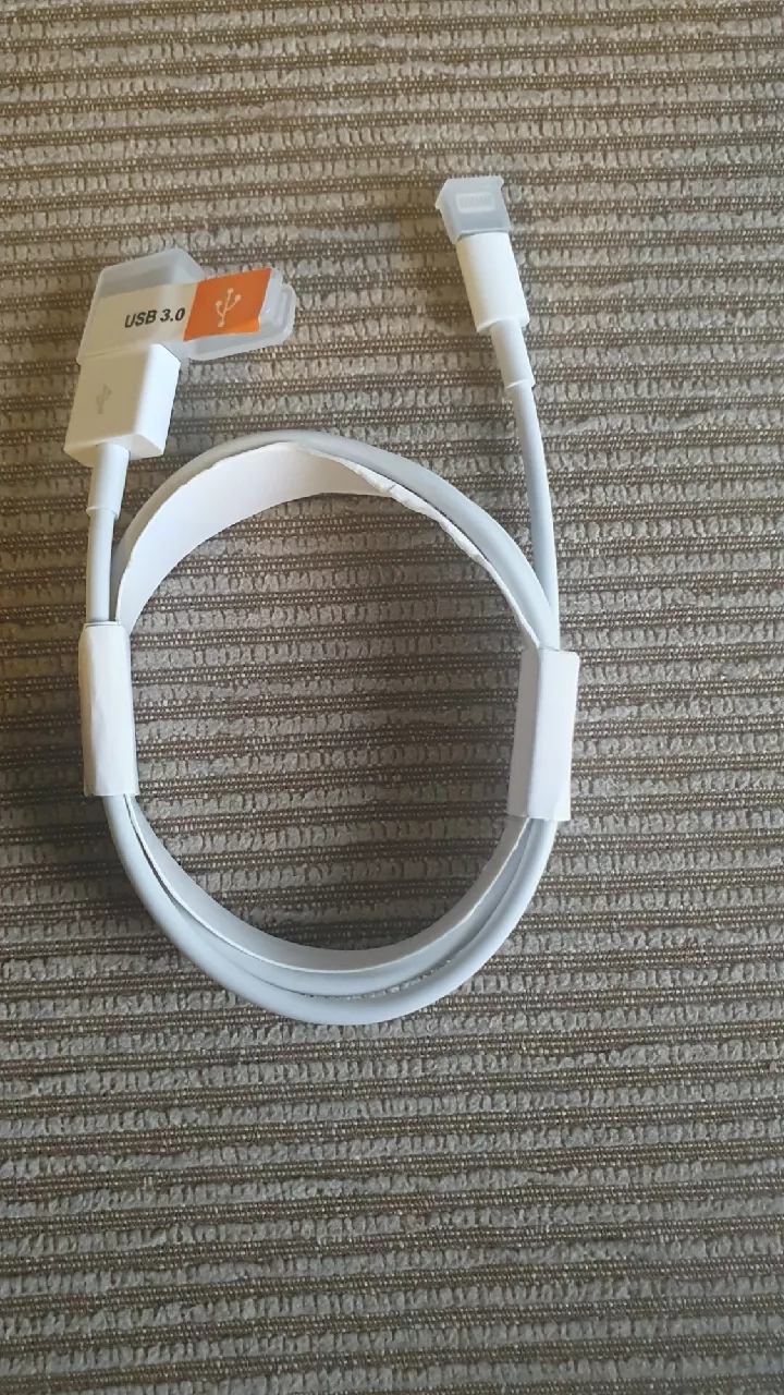 Cabo USB Lightning para iPhone 1m/2m Branco, Carregamento Rápido, Compatível iPad/iPod IZEFAST SYNC photo review