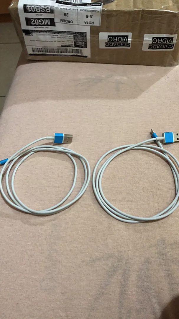 Cabo USB Lightning para iPhone 1m/2m Branco, Carregamento Rápido, Compatível iPad/iPod IZEFAST SYNC photo review