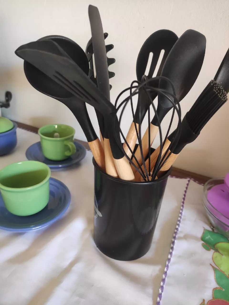 Kit Utensílios de Cozinha Silicone 12 Peças Cabo Madeira Suporta 230°C IZECOOK MASTER photo review