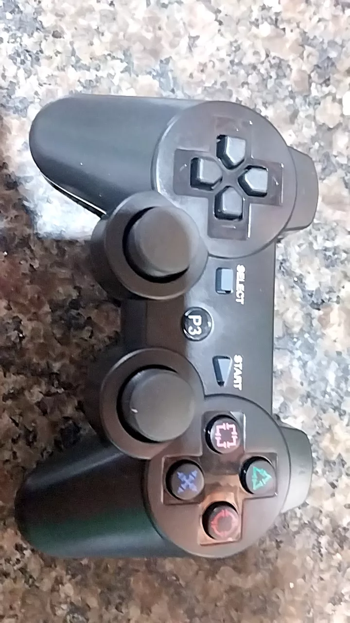 Controle Joystick Dual Shock Sem Fio Bluetooth Compatível PS3 IZEPLAY PRO photo review