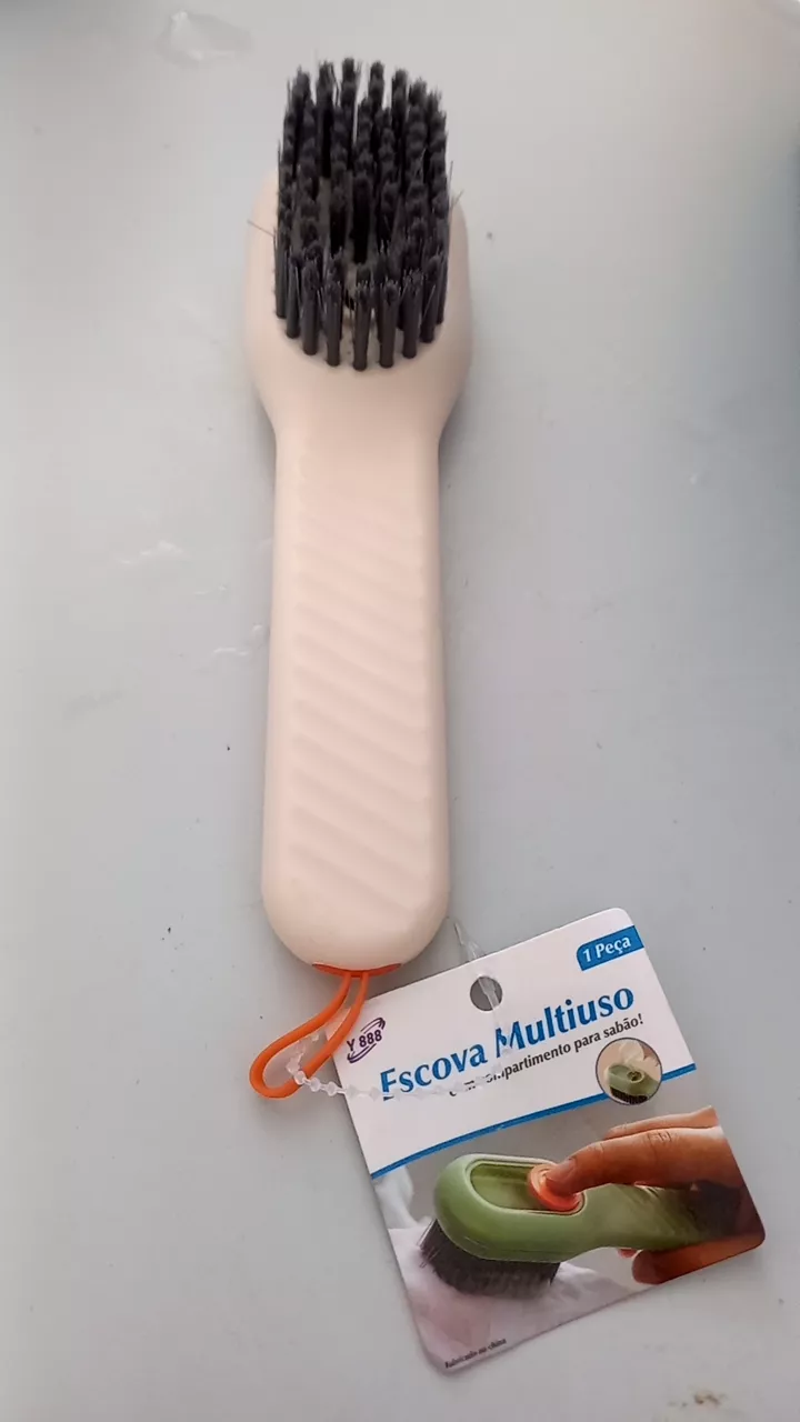 Escova Multiuso para Limpeza com Dispenser de Sabão 150ml Plástico Macio IZE SCRUBSMART photo review