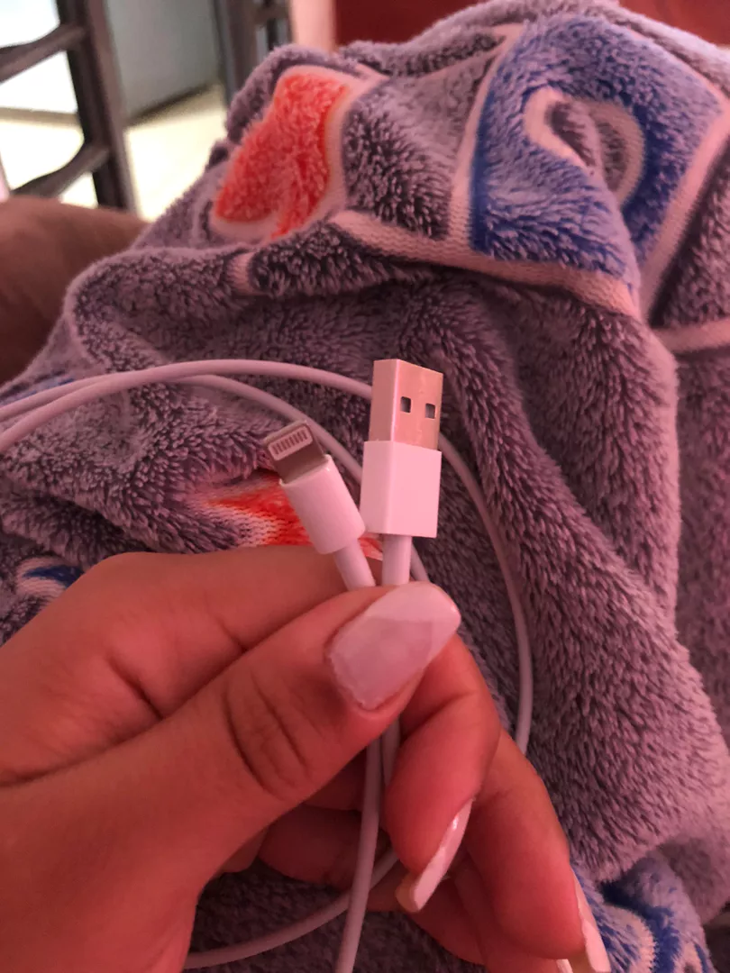 Cabo USB Lightning para iPhone 1m/2m Branco, Carregamento Rápido, Compatível iPad/iPod IZEFAST SYNC photo review
