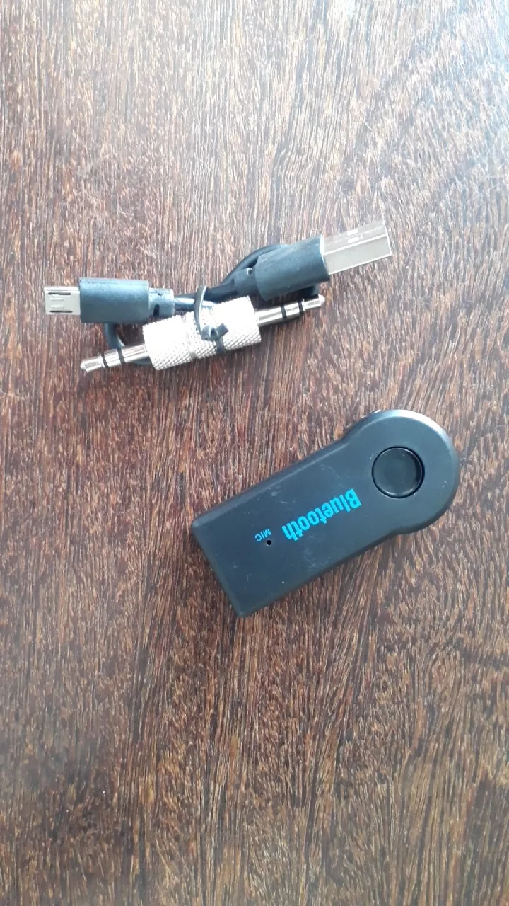 Receptor Bluetooth P2 3.5mm Som Carro Sem Fio Microfone IZEPLAY MAX photo review