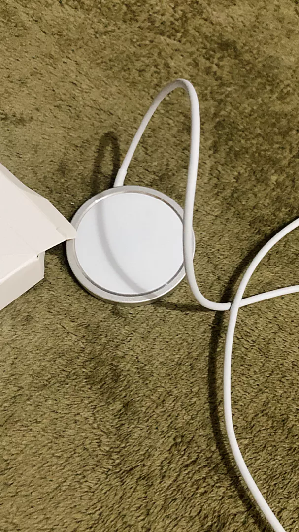 Carregador Sem Fio Magnético MagSafe 15W Compatível iPhone e AirPods IZEFAST CHARGE photo review