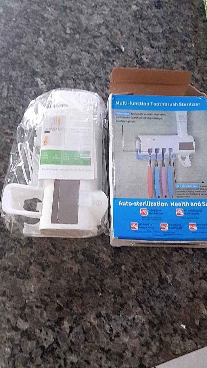 Aplicador de Pasta de Dente Automático UV, Esterilizador, Dispenser Sem Fio IZECARE BRIGHT photo review