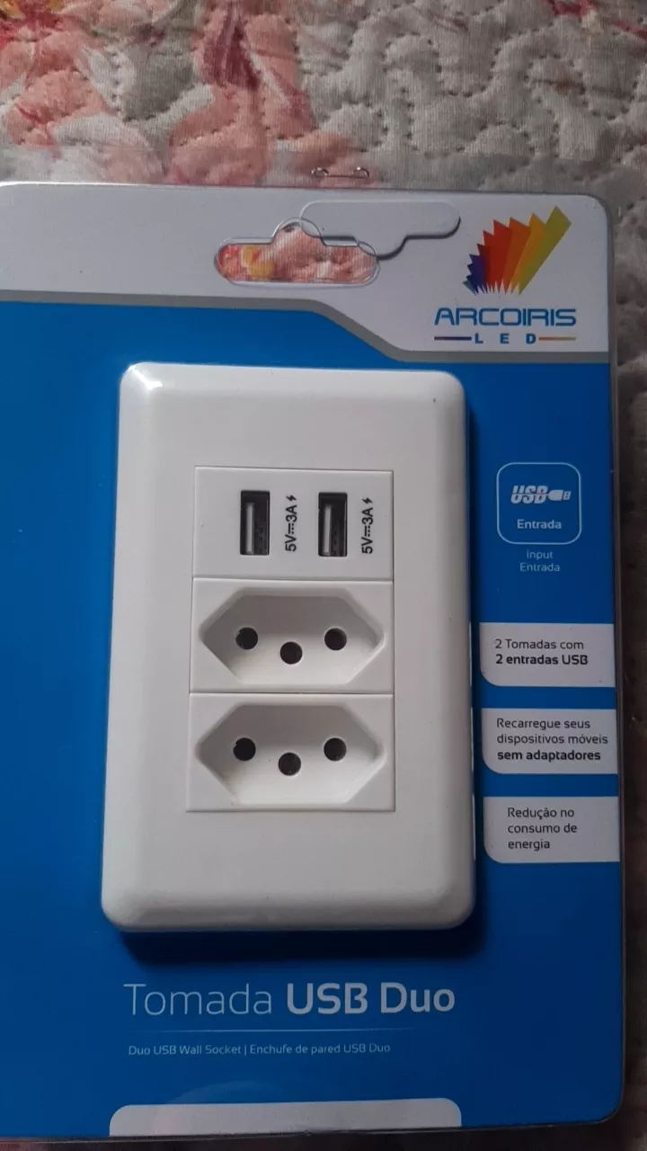 Tomada de Parede Bivolt com 2 USB, Proteção Contra Curto e Compatível Universal IZEPOWER SAFE photo review