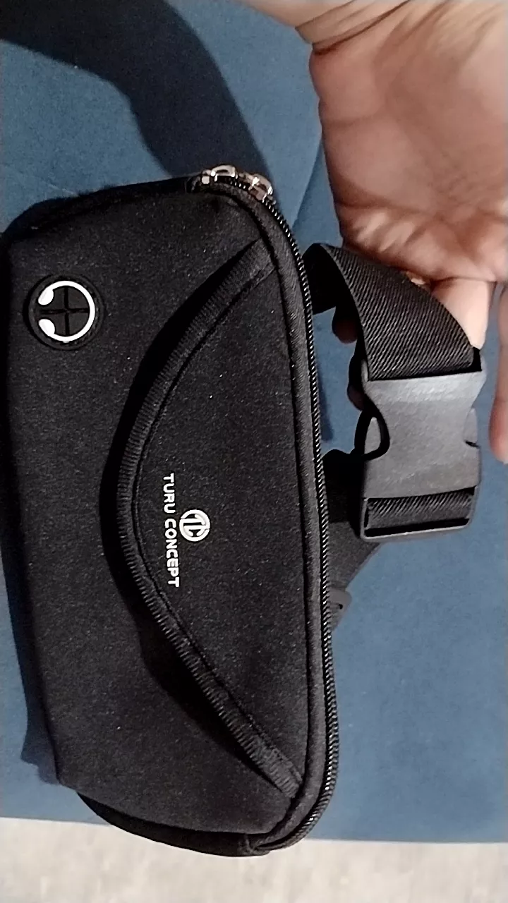 Pochete Esportiva Impermeável Corrida Multi Bolsos IZEACTIVE RUNNER photo review