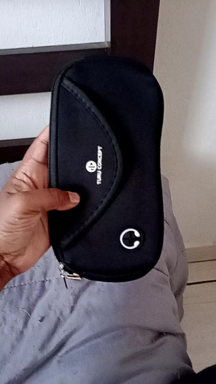 Pochete Esportiva Impermeável Corrida Multi Bolsos IZEACTIVE RUNNER photo review