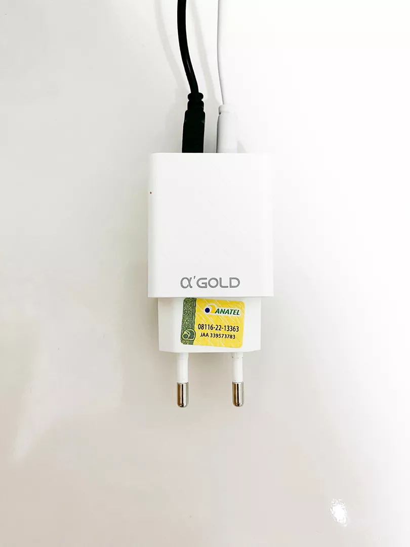 Carregador Turbo Rápido Hmaston 2 USB 3.1A Bivolt IZEFAST PRO photo review