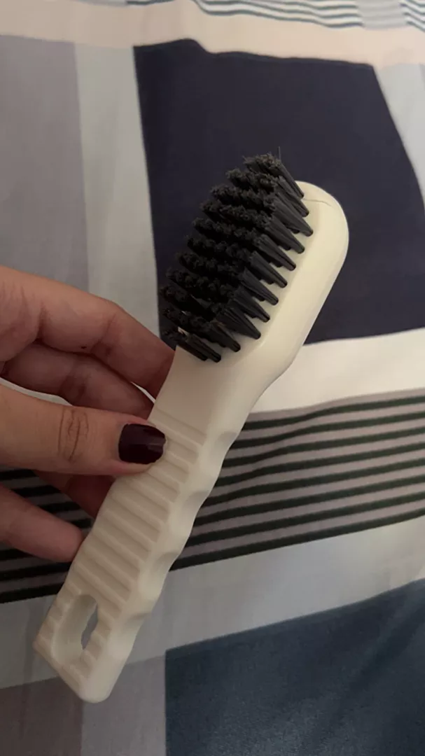 Escova Multiuso para Limpeza com Dispenser de Sabão 150ml Plástico Macio IZE SCRUBSMART photo review
