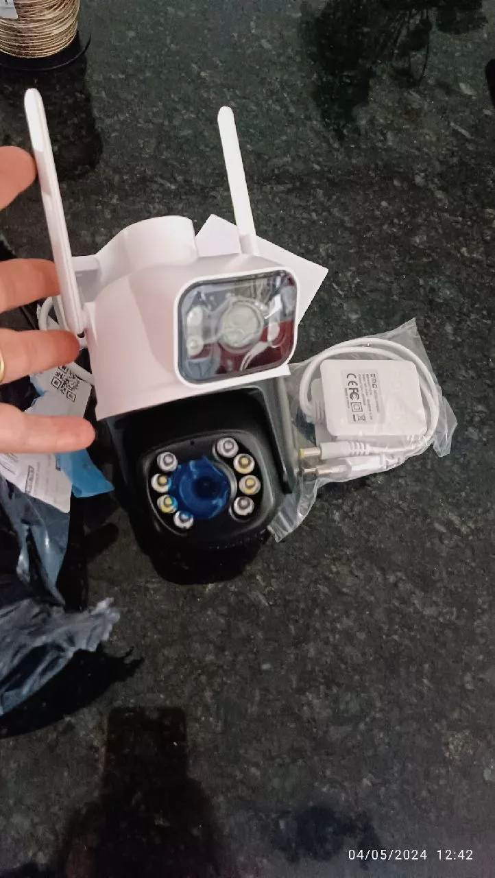 Câmera Dome IP Wireless PTZ Dupla Lente Detecção Humana IA Visão Noturna IZESECURE GUARD photo review