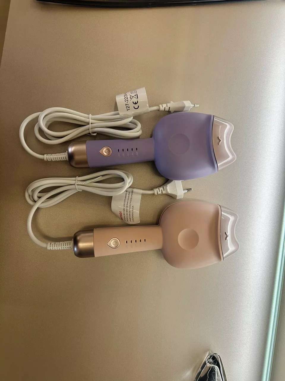 Modelador de Cabelo Portátil Ondulador Gatinho 5 Níveis Temperatura Viagem IZEWAVE PRO photo review