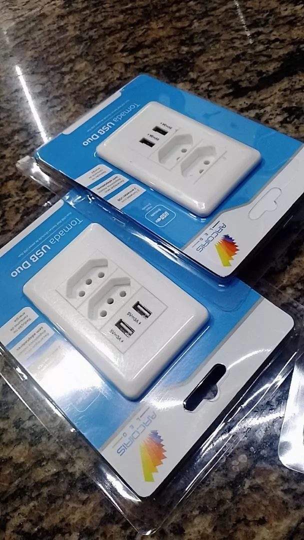 Tomada de Parede Bivolt com 2 USB, Proteção Contra Curto e Compatível Universal IZEPOWER SAFE photo review