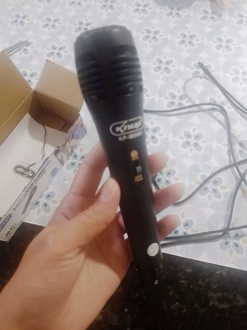 Microfone Dinâmico Profissional com Fio 3m Unidirecional IZEVOICE PRO photo review
