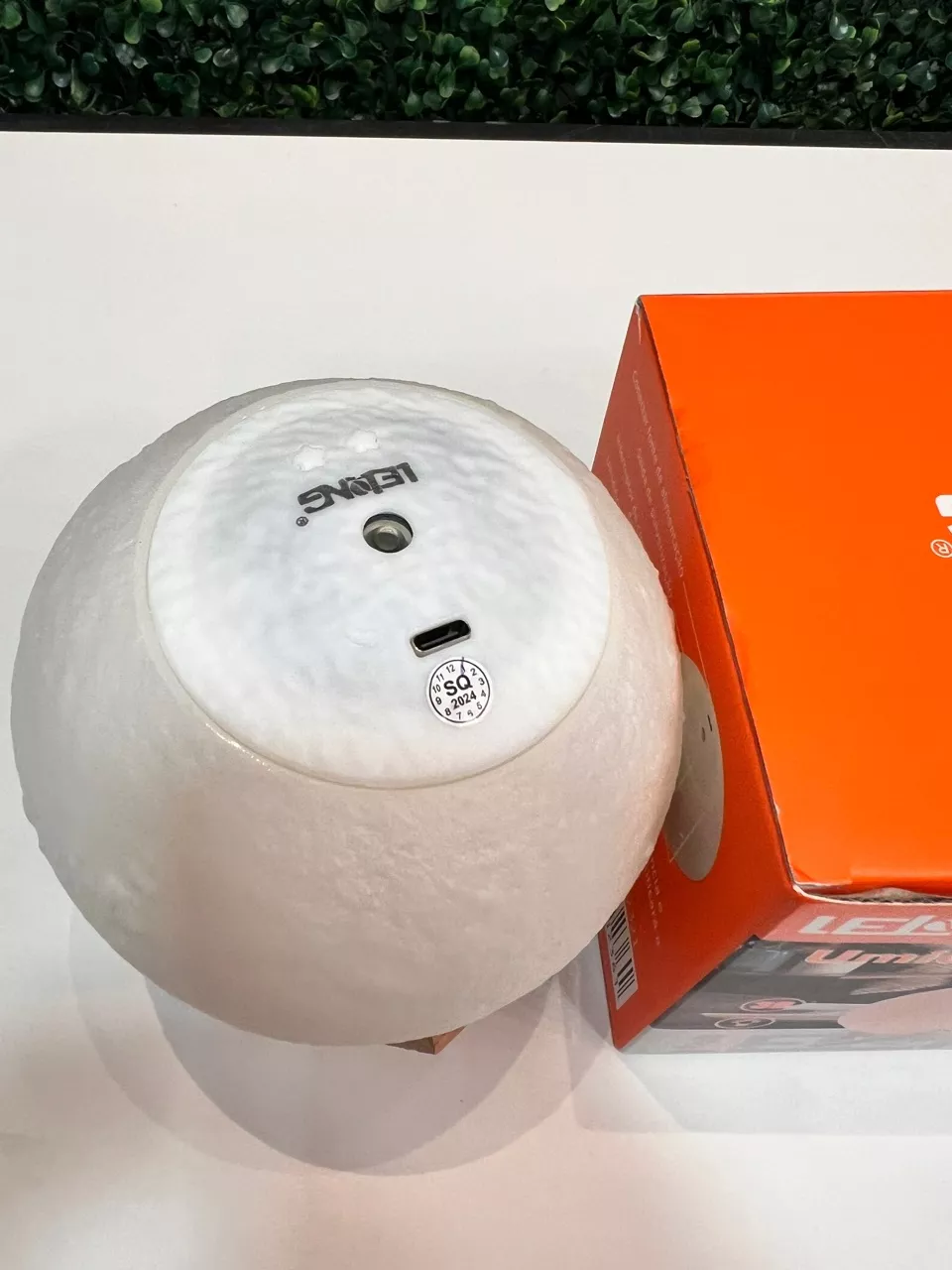 Umidificador de Ar 3D Lua Cheia 880ml Luz LED USB Aroma IZERELAX GLOW photo review
