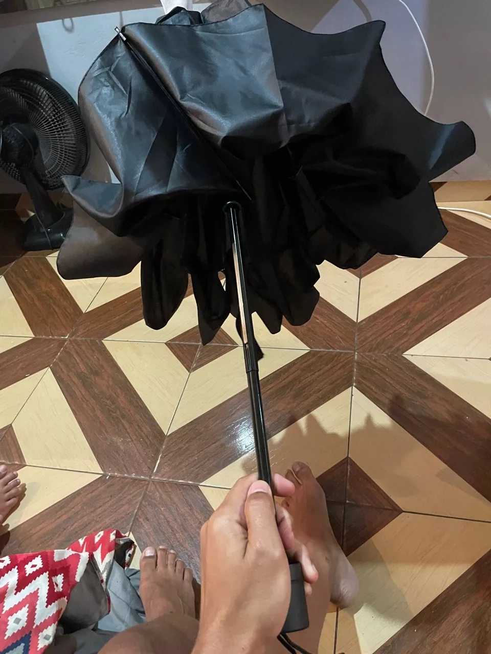 Guarda-Chuva Grande Reforçado Contra Vento Dobrável Unissex Preto IZEPOWER SHIELD photo review
