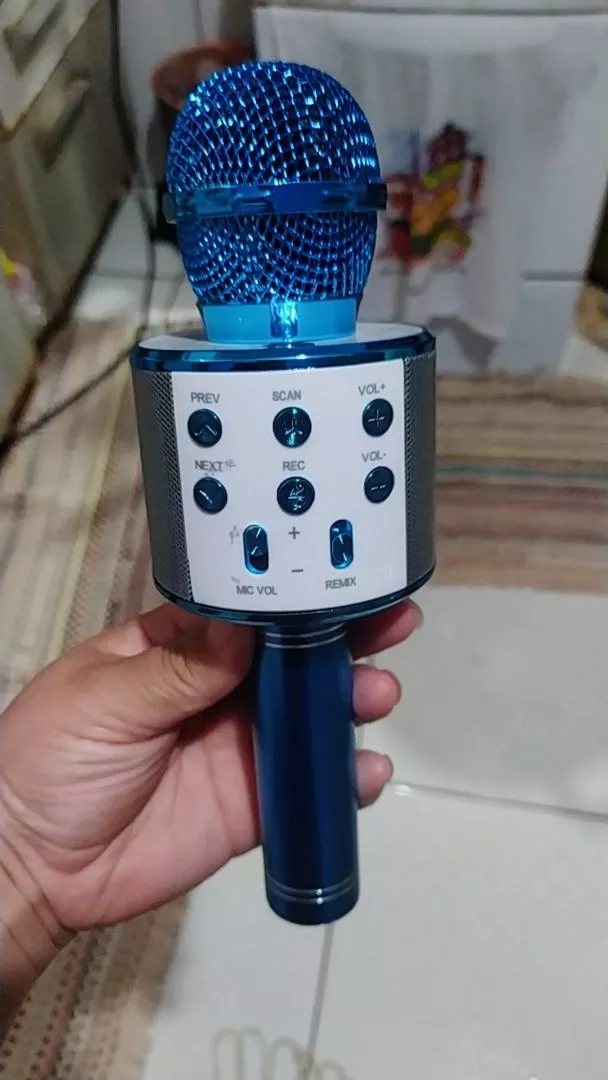 Microfone Bluetooth Karaokê Sem Fio WS-858, Gravação e Função Selfie IZESOUND STAR photo review