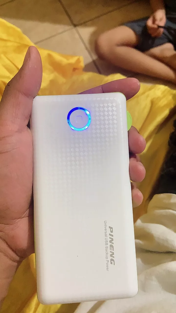 Carregador Portátil Power Bank 20.000mAh 3 Entradas LED IZEPOWER FLEX photo review
