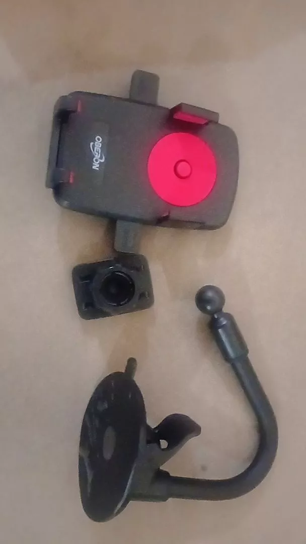 Suporte Veicular para Celular 360º Rotação Ventosa Ajustável IZEHOLD PRO photo review