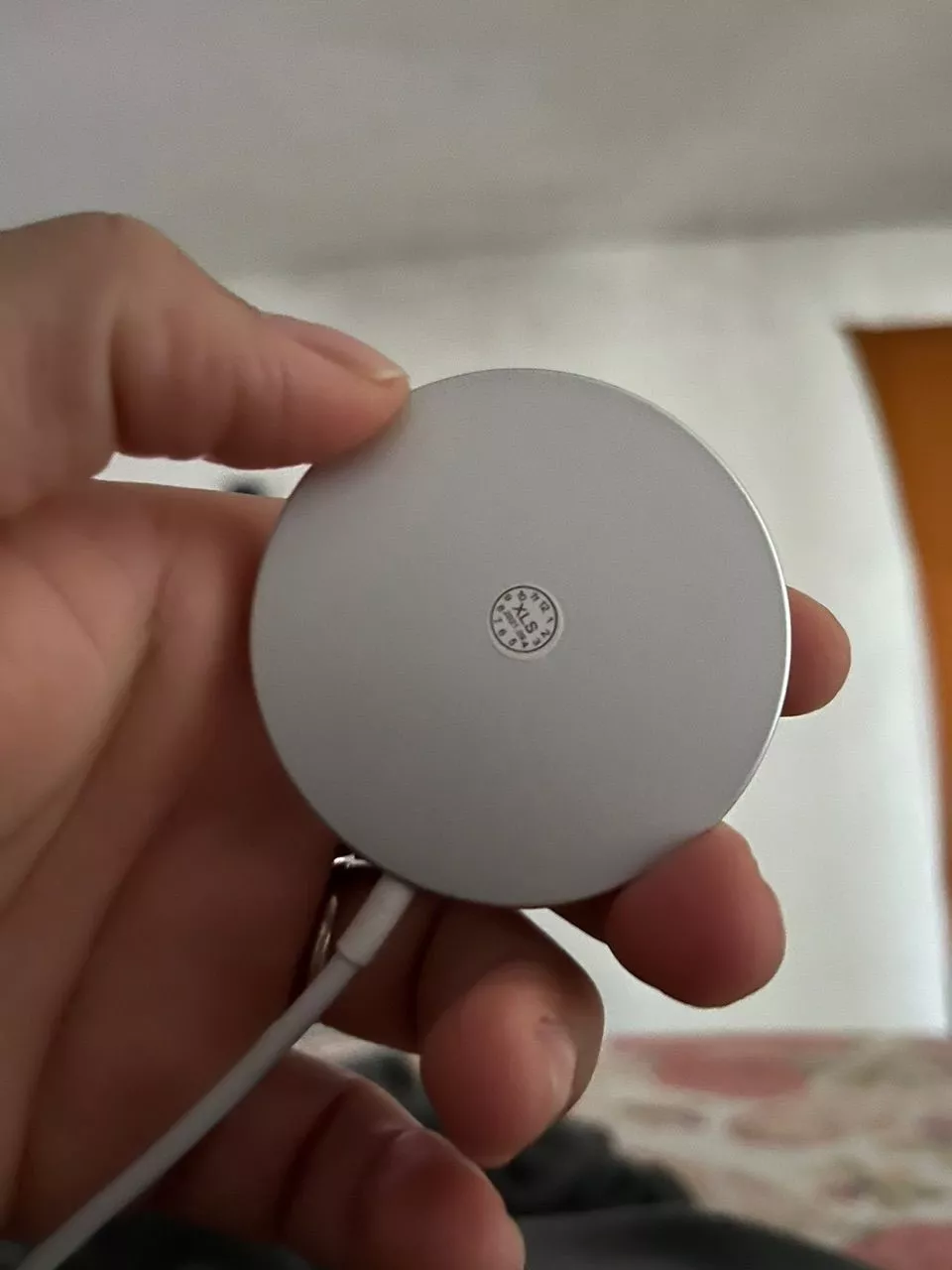 Carregador Sem Fio Magnético MagSafe 15W Compatível iPhone e AirPods IZEFAST CHARGE photo review