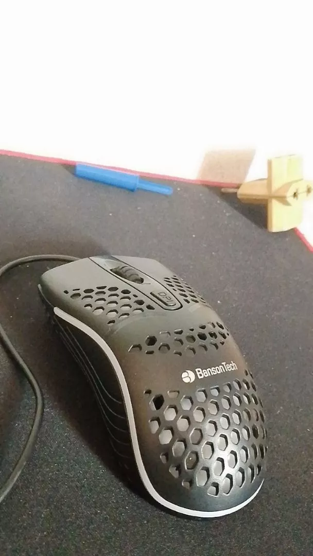 Mouse Gamer Óptico com Fio RGB 1000 DPI Ambidestro IZEBOOST PRO photo review